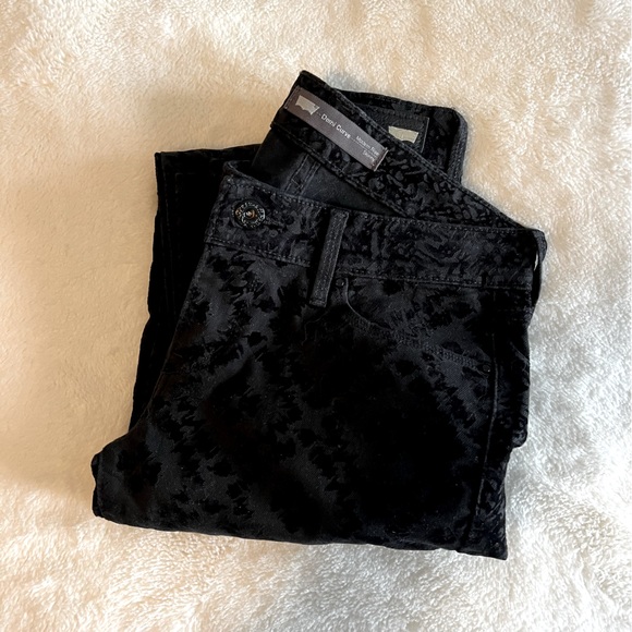 Levi’s Black Print Jeans 🖤 - Picture 5 of 7